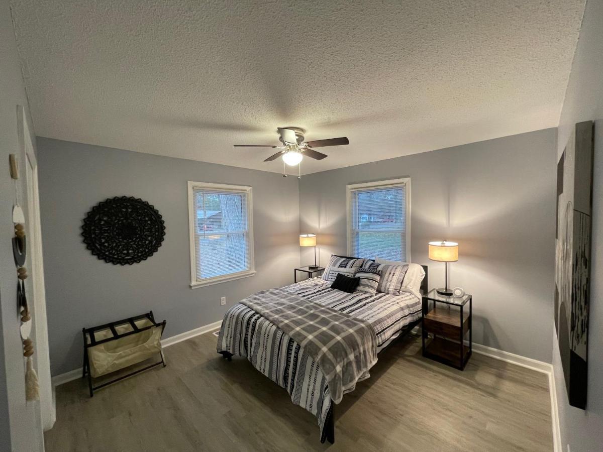 Remodeled Cottage With Sunroom 맨체스터 외부 사진