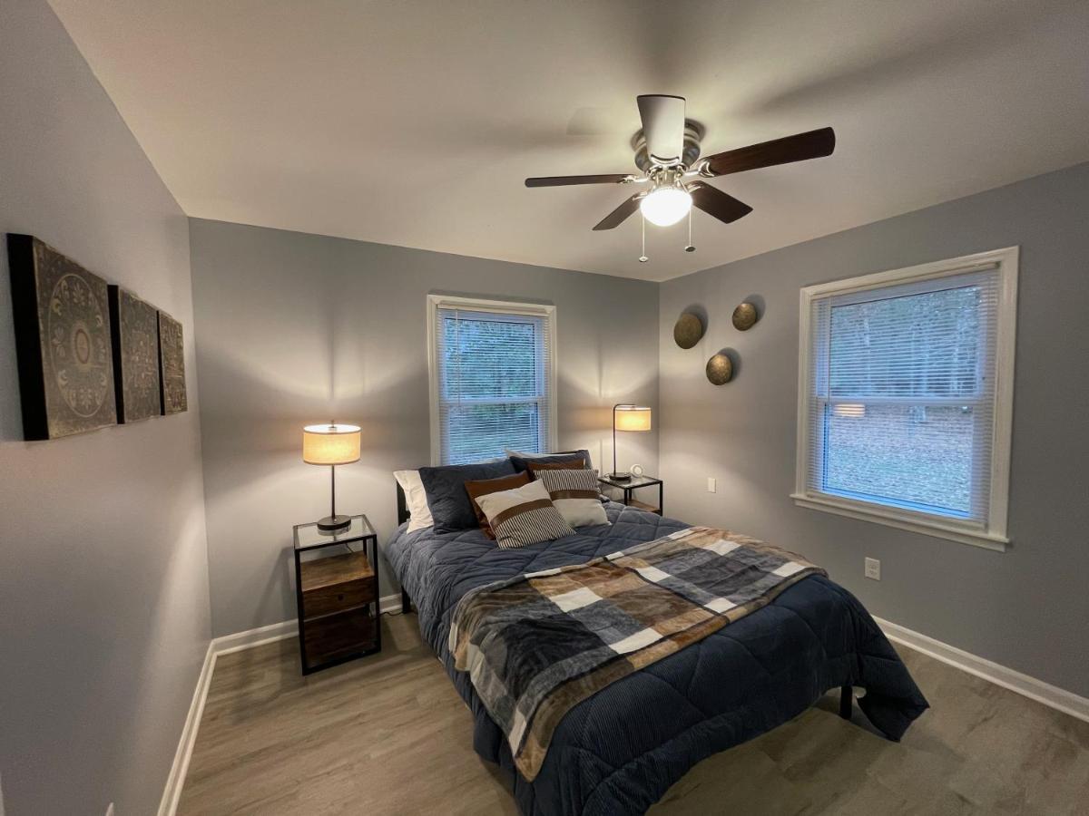 Remodeled Cottage With Sunroom 맨체스터 외부 사진
